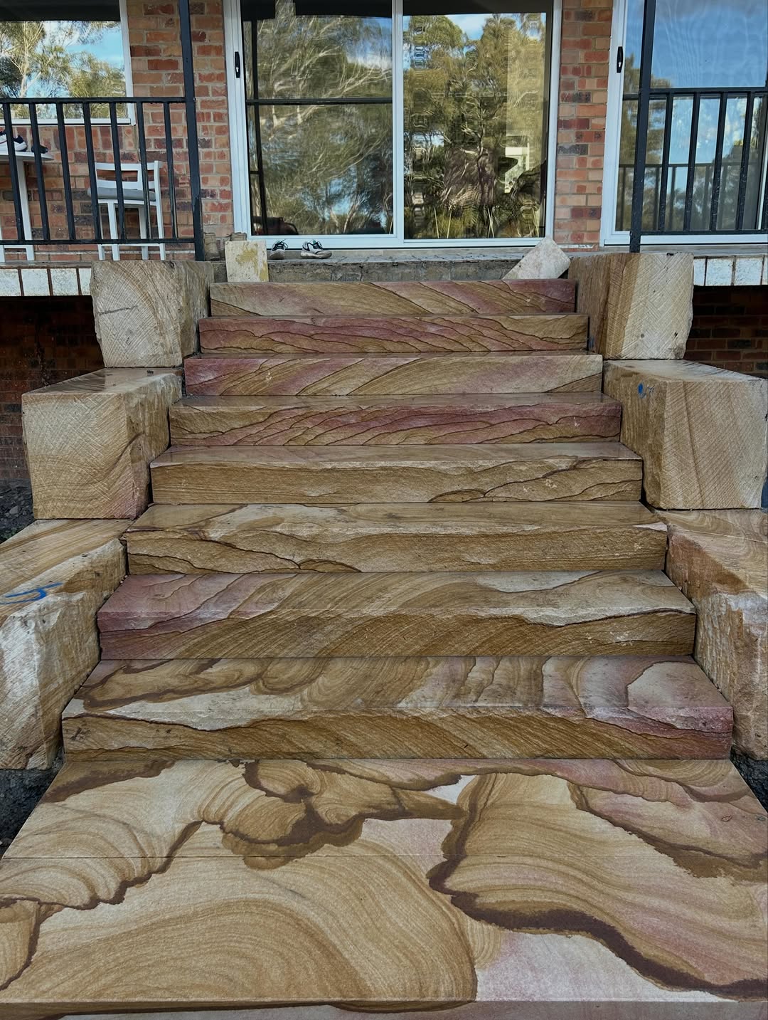 Sandstone blocks supply